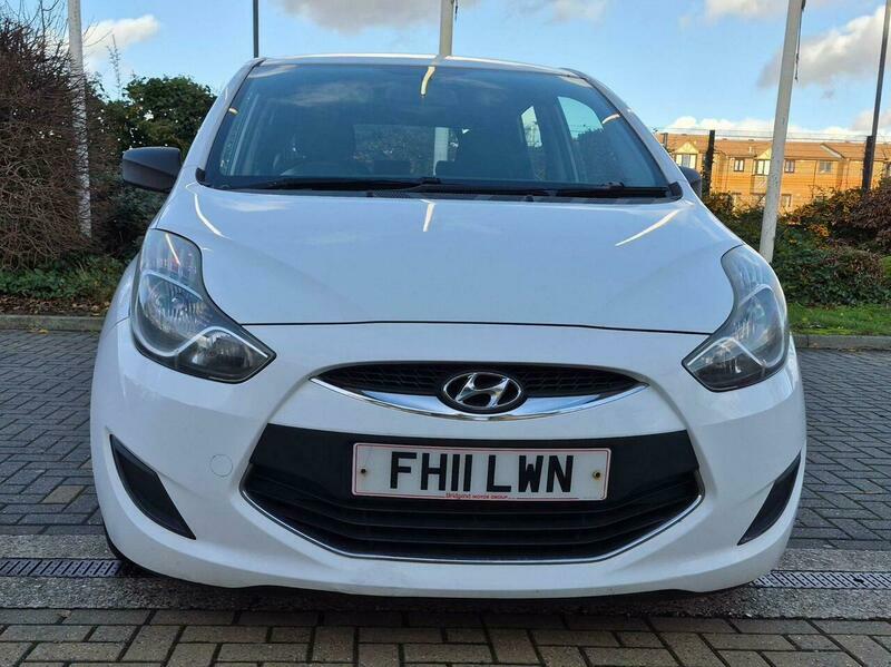 Hyundai Ix20 1.4 Classic Euro 5 FH11LWN White #3