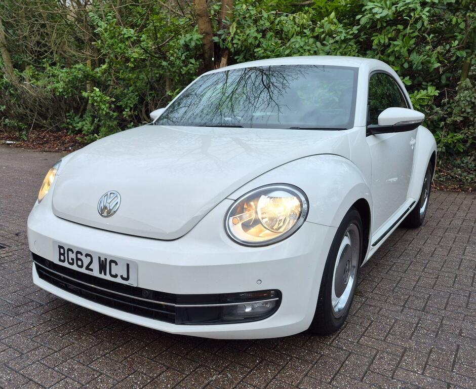 Volkswagen Beetle Design White