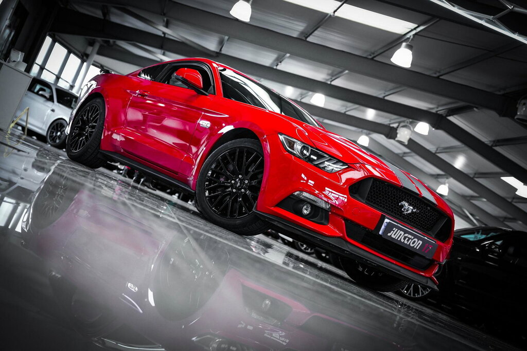 Ford Mustang 5.0 Gt 410 Bhp Red #4