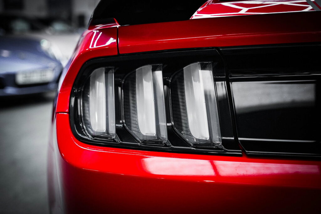 Ford Mustang 5.0 Gt 410 Bhp Red #29