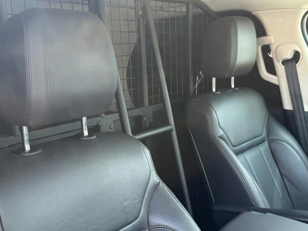 Land Rover Discovery Sd6 Landmark Grey #11
