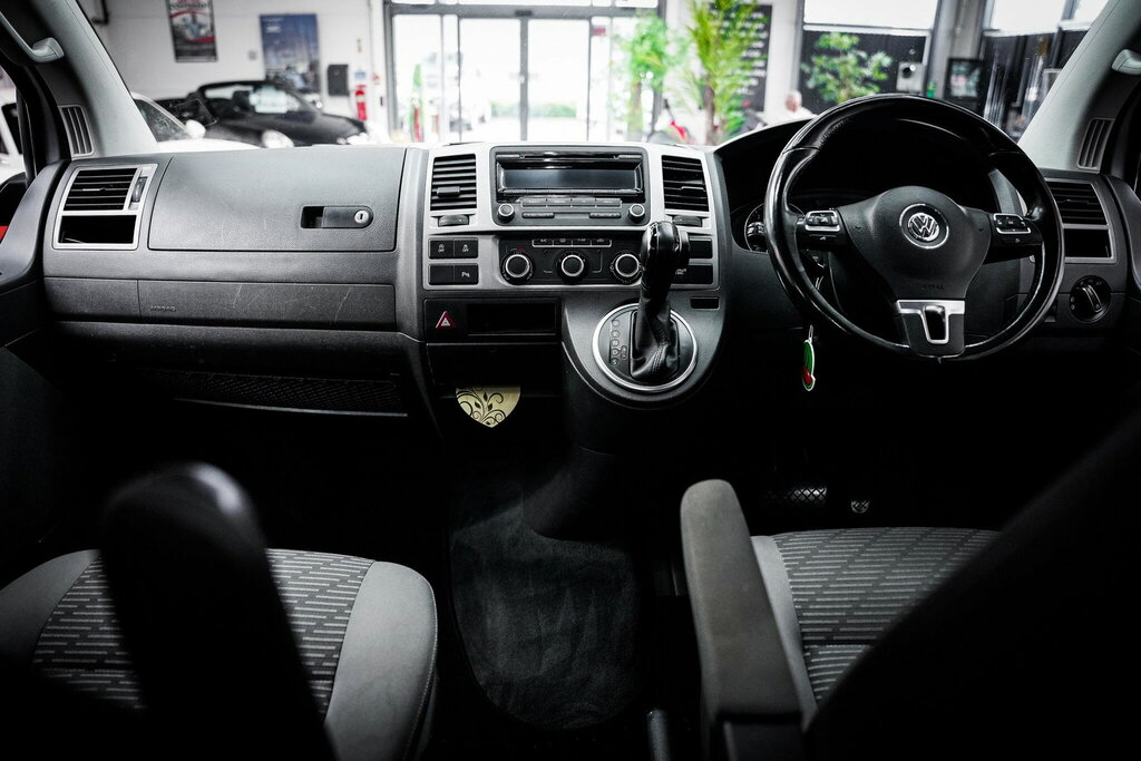 Volkswagen Caravelle Executive Tdi Bluemotion Technology Purple #14