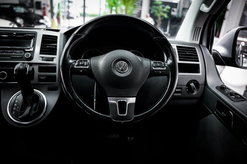 Volkswagen Caravelle Executive Tdi Bluemotion Technology Purple #13
