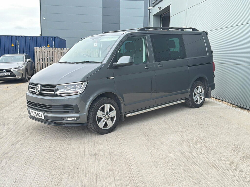 Volkswagen Transporter 2.0 Tdi T32 Bluemotion Tech Highline Kombi Fwd Swb TL05MCA #3