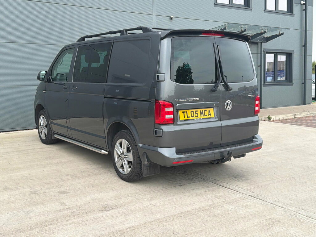 Volkswagen Transporter 2.0 Tdi T32 Bluemotion Tech Highline Kombi Fwd Swb TL05MCA #6