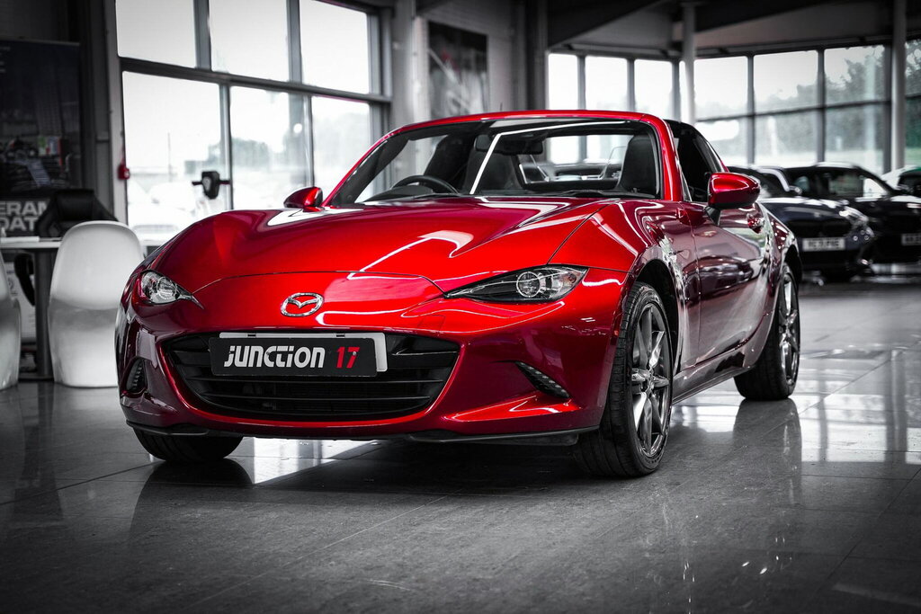 Mazda MX-5 RF Convertible Black #10