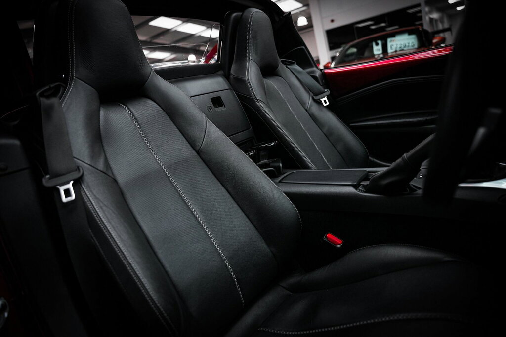 Mazda MX-5 RF Convertible Black #14