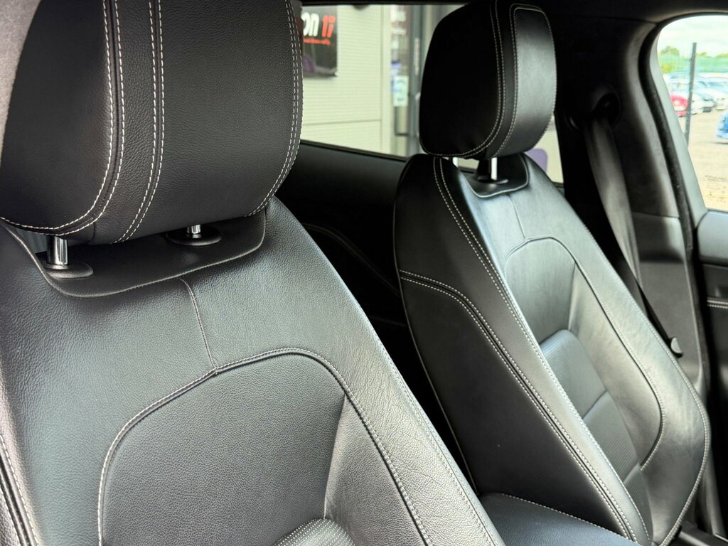 Jaguar F-Pace 2L Chequered Flag Black #13
