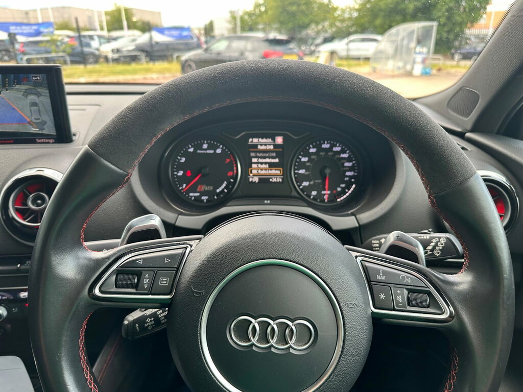 Audi RS3 Hatchback 2.5 Tfsi Quattro S Tronic 201565 Silver #12