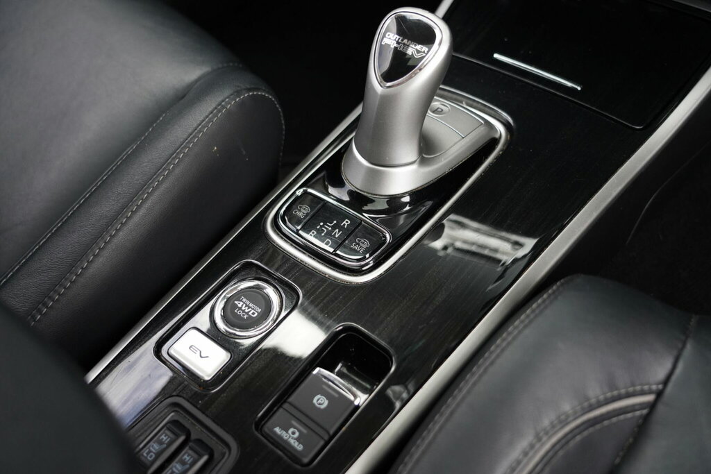 Mitsubishi Outlander Outlander Di-d 3 Blue #21