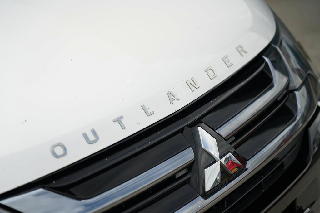 Mitsubishi Outlander Outlander Di-d 3 Blue #25