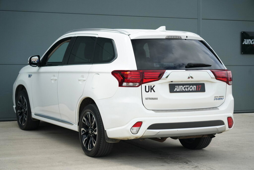 Mitsubishi Outlander 2.0H 12Kwh 4H Suv Plug-in Hybrid Cvt 4W #6
