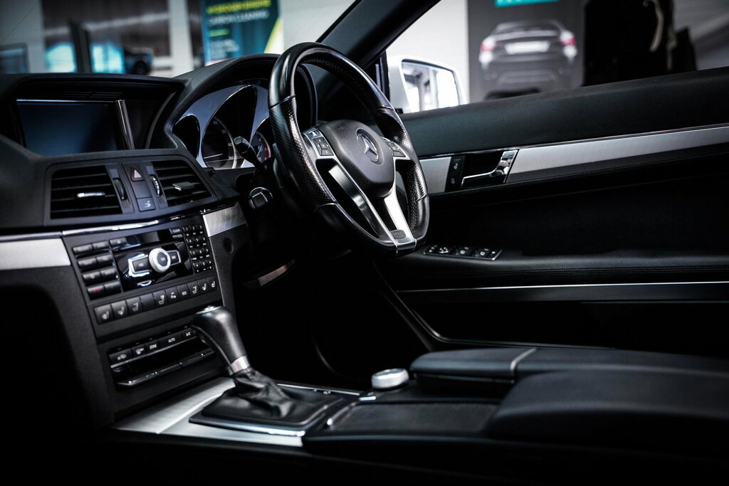 Mercedes-Benz E Class 3.0 E350 Cdi V6 Blueefficiency Sport Cabriolet G-t KN12KTJ #2