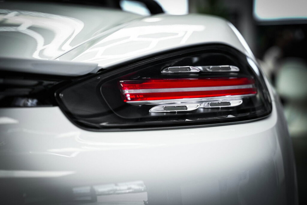 Porsche 718 Boxster 2.0L Boxster Pdk 295 Bhp White #30