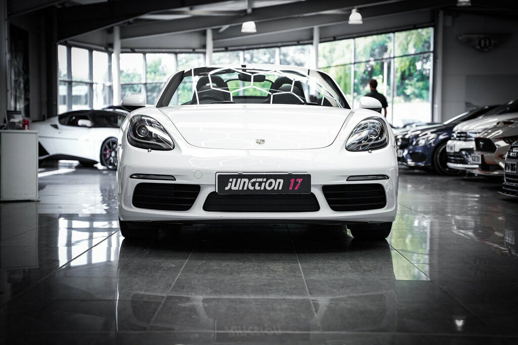 Porsche 718 Boxster 2.0L Boxster Pdk 295 Bhp White #8