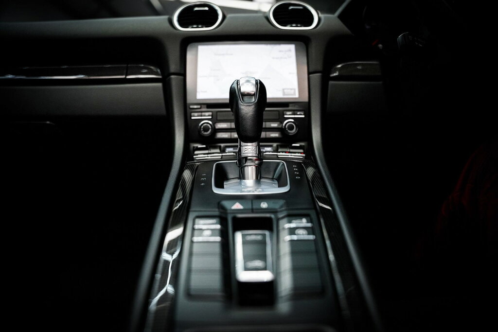 Porsche 718 Boxster 2.0L Boxster Pdk 295 Bhp White #37
