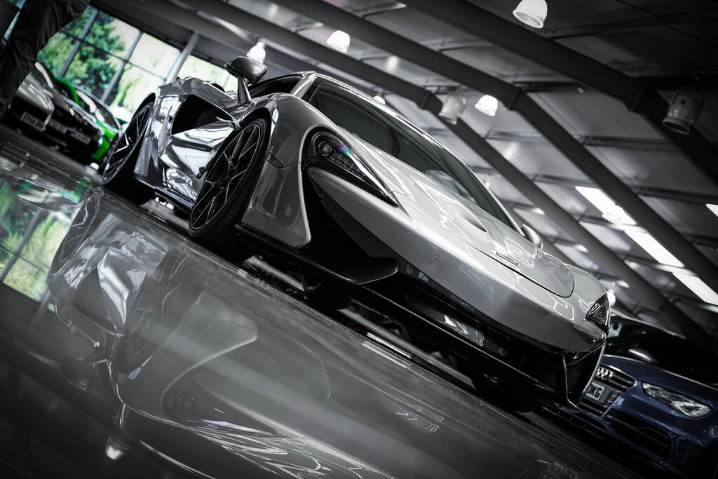 McLaren 570S V8 Ssg 2-Door Black #29