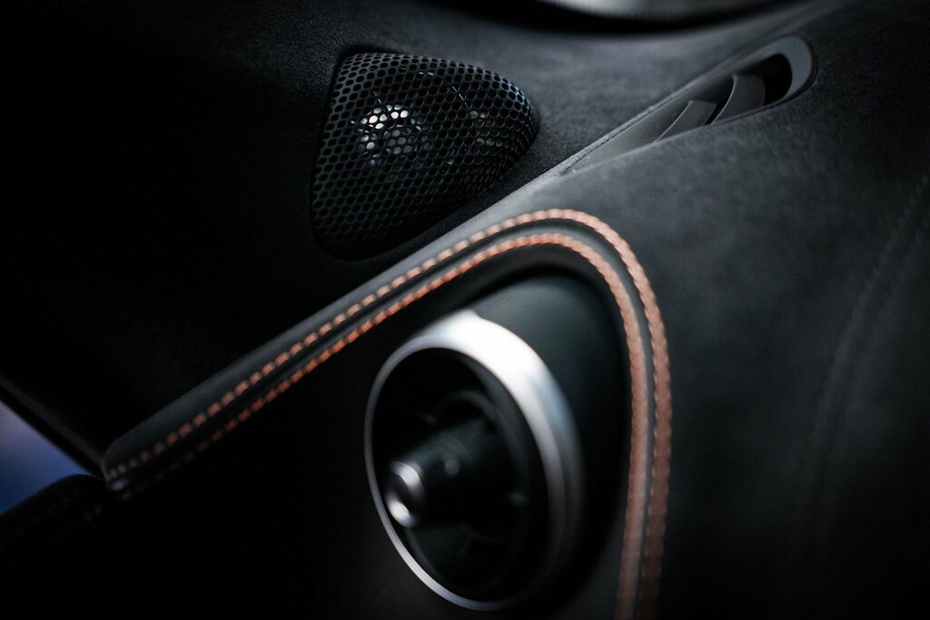 McLaren 570S V8 Ssg 2-Door Black #51