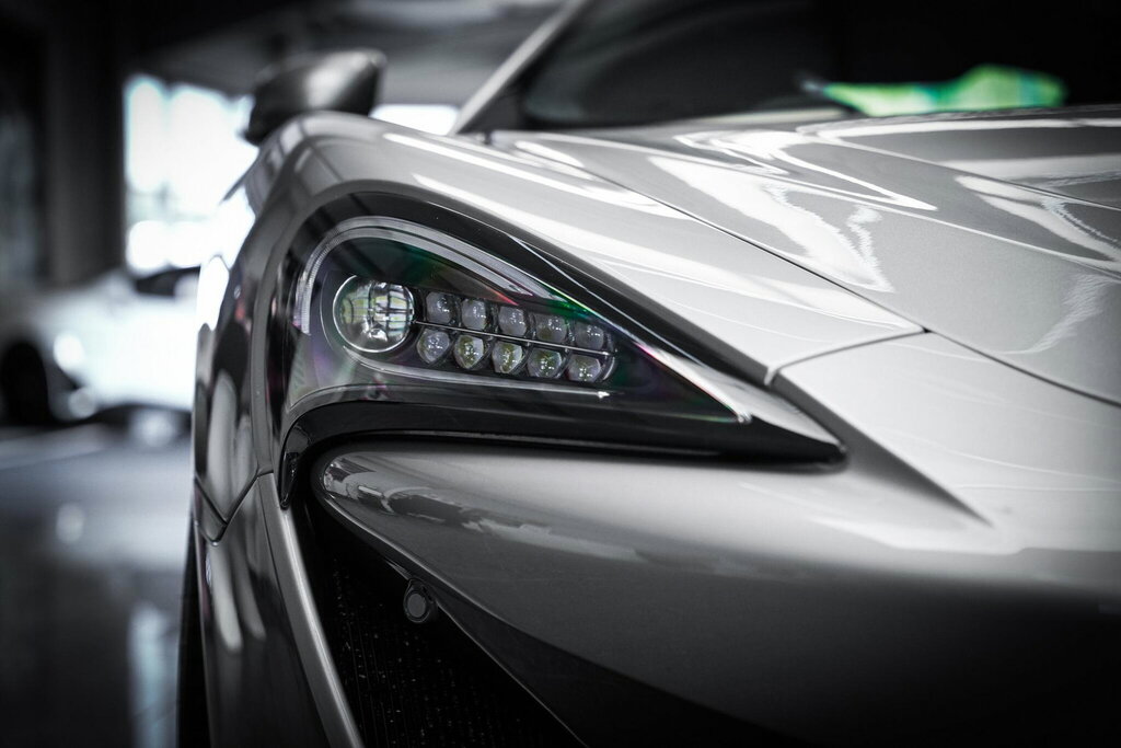 McLaren 570S V8 Ssg 2-Door Black #27