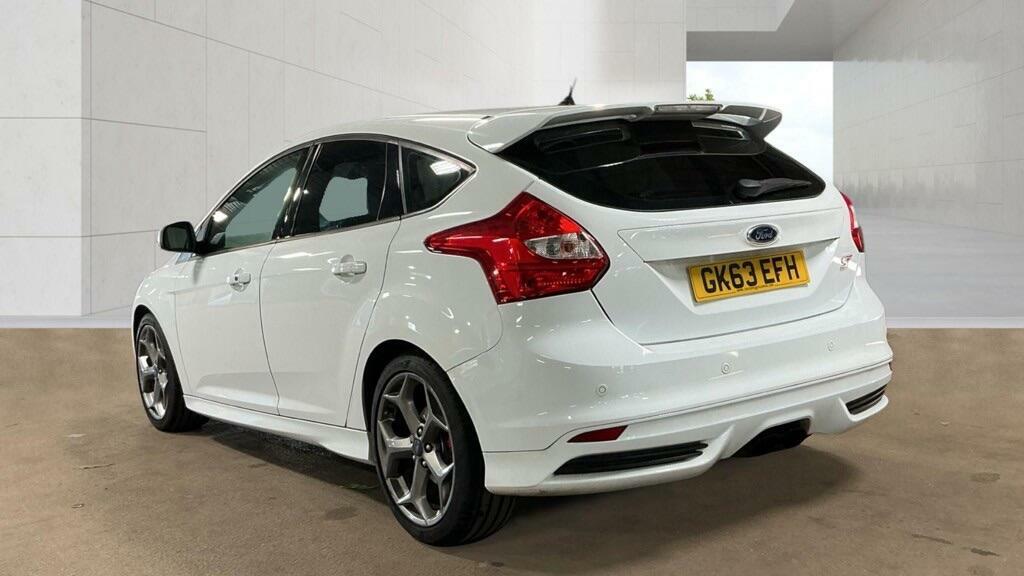 Ford Focus 2.0T Ecoboost St-3 Euro 5 Ss  #3