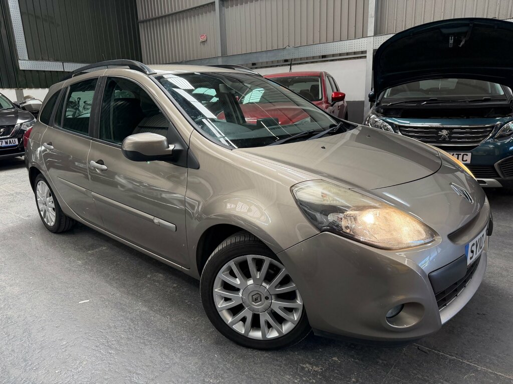 Renault Clio 1.2 I-music Red #3
