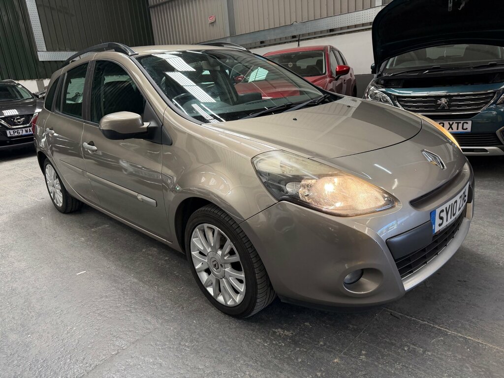 Renault Clio 1.2 I-music Red #16