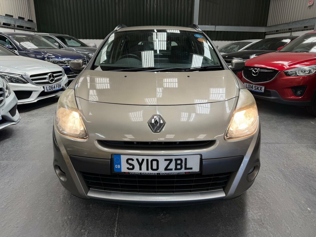 Renault Clio 1.2 I-music Red #2