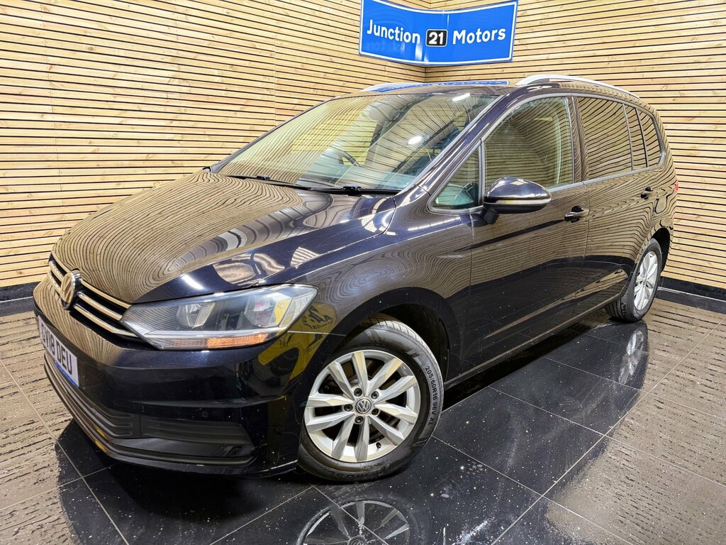 Volkswagen Touran 1.6 Tdi Se Family Mpv Euro 6 S Black