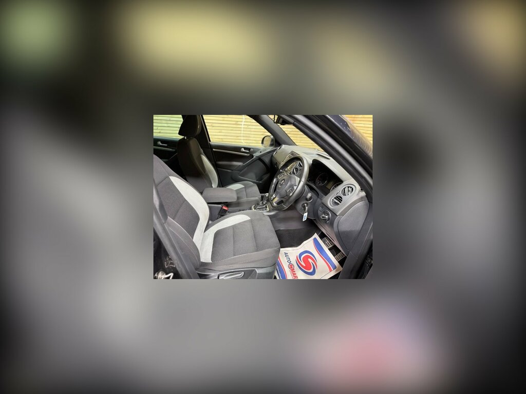 Volkswagen Tiguan 2.0 Tdi Bluemotion Tech R-line Suv Dsg Black