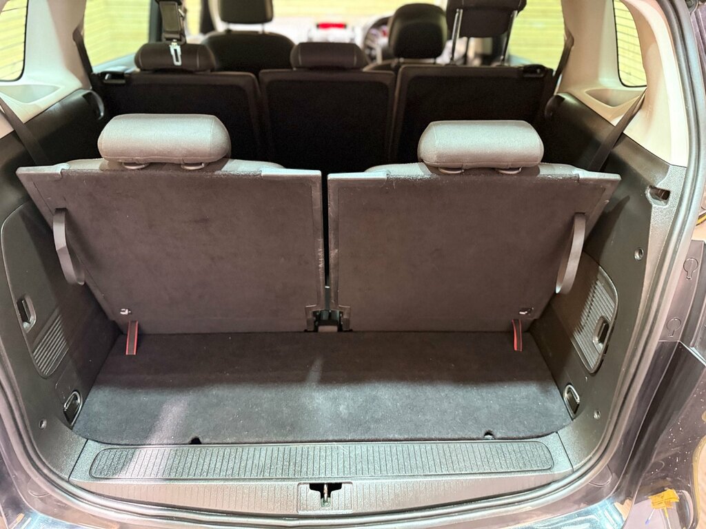 Vauxhall Zafira Tourer Blue #9