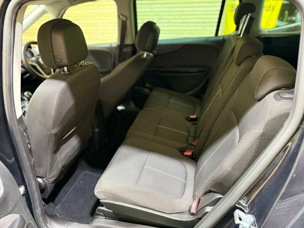 Vauxhall Zafira Tourer Blue #24