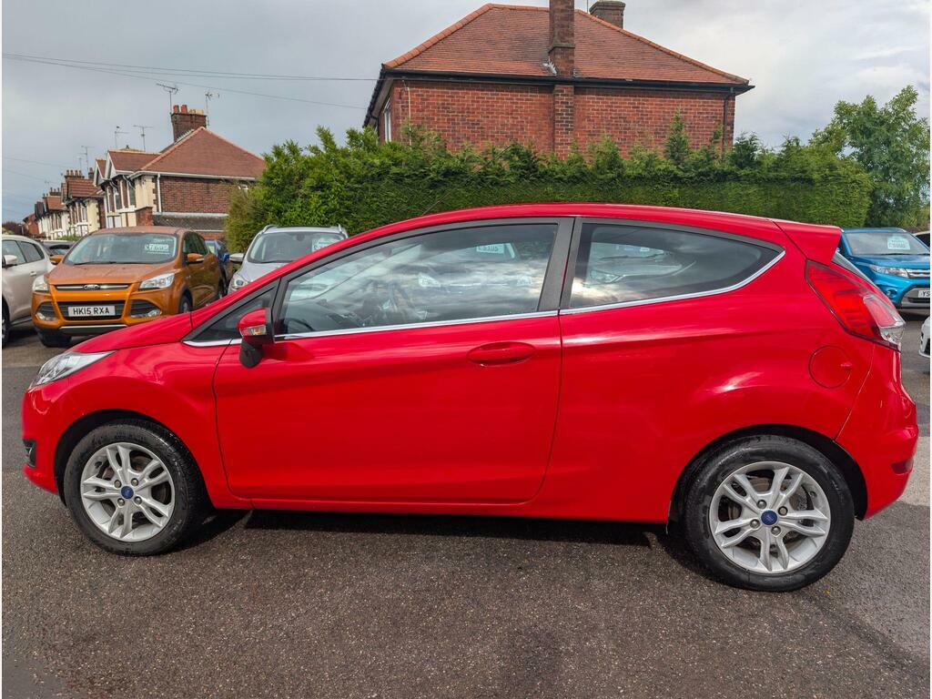 Ford Fiesta 1.5 Tdci Zetec Euro 5 YE14UFT Red #3