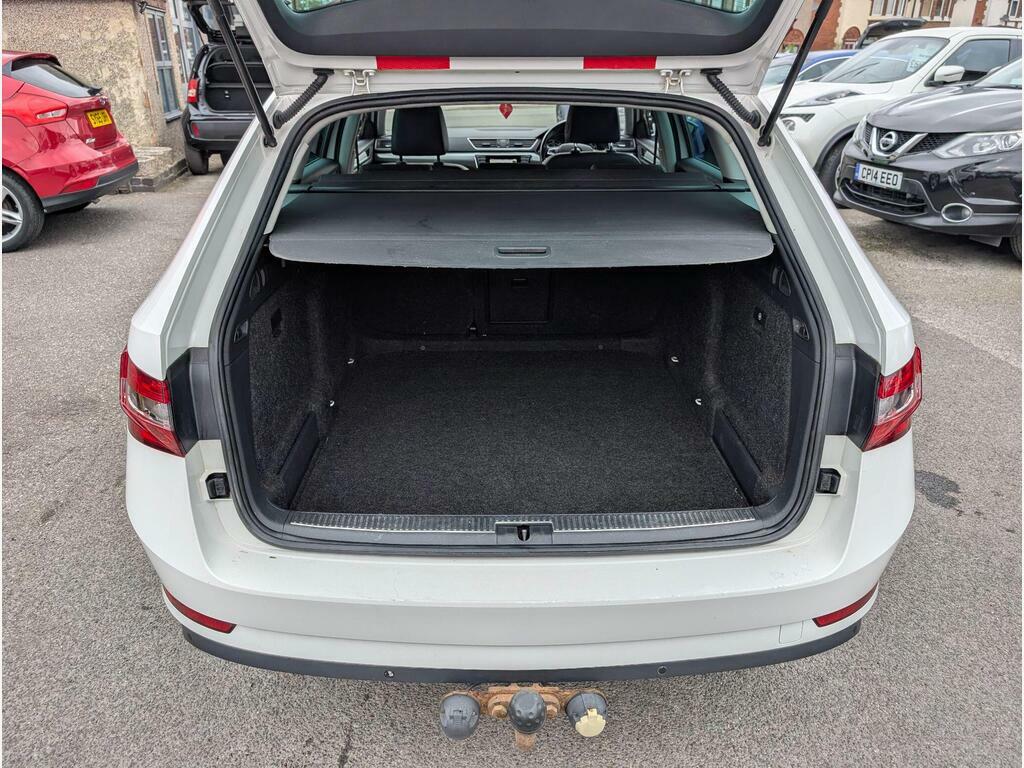 Skoda Superb Black #32