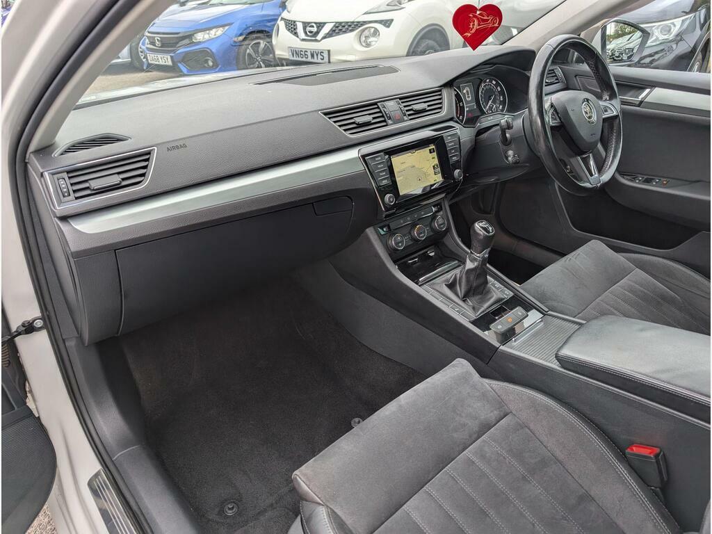 Skoda Superb Black #37