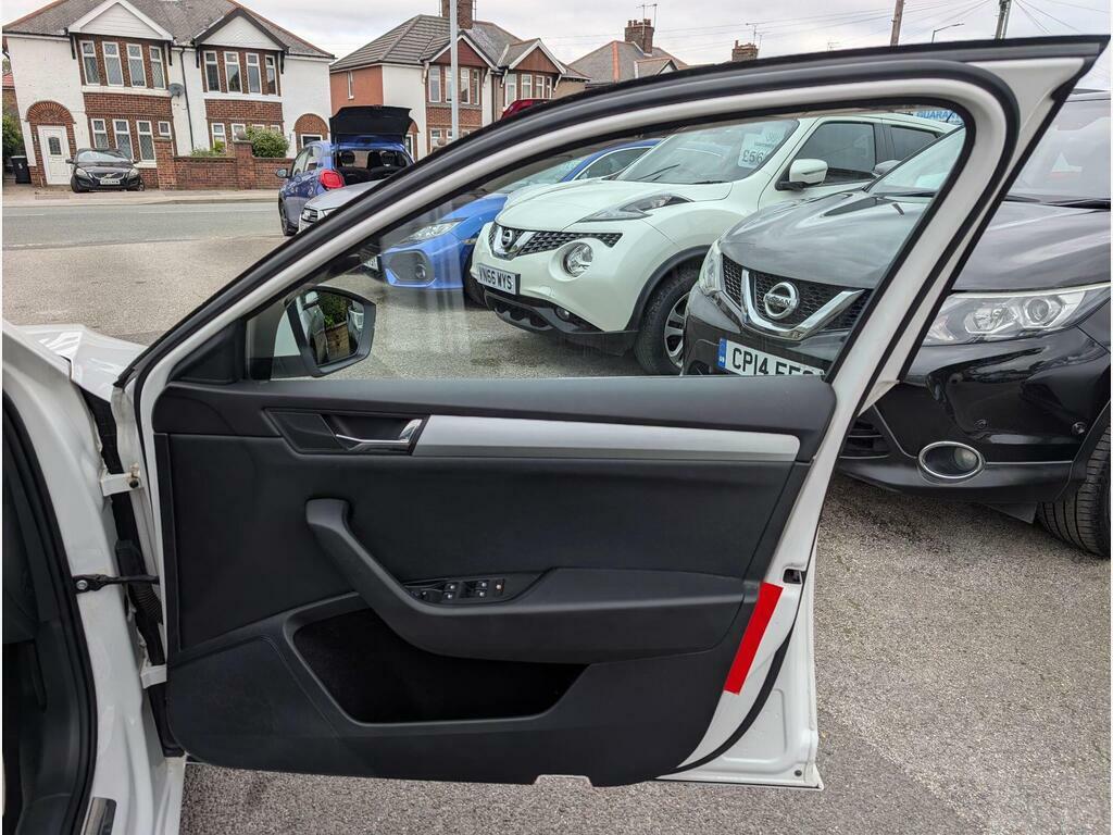 Skoda Superb Black #24