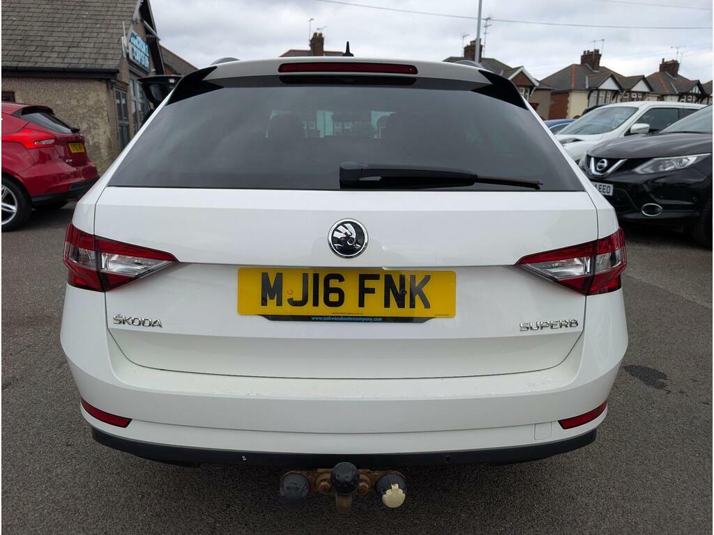 Skoda Superb 2.0 Tdi Se Business Euro 6 S S White #4