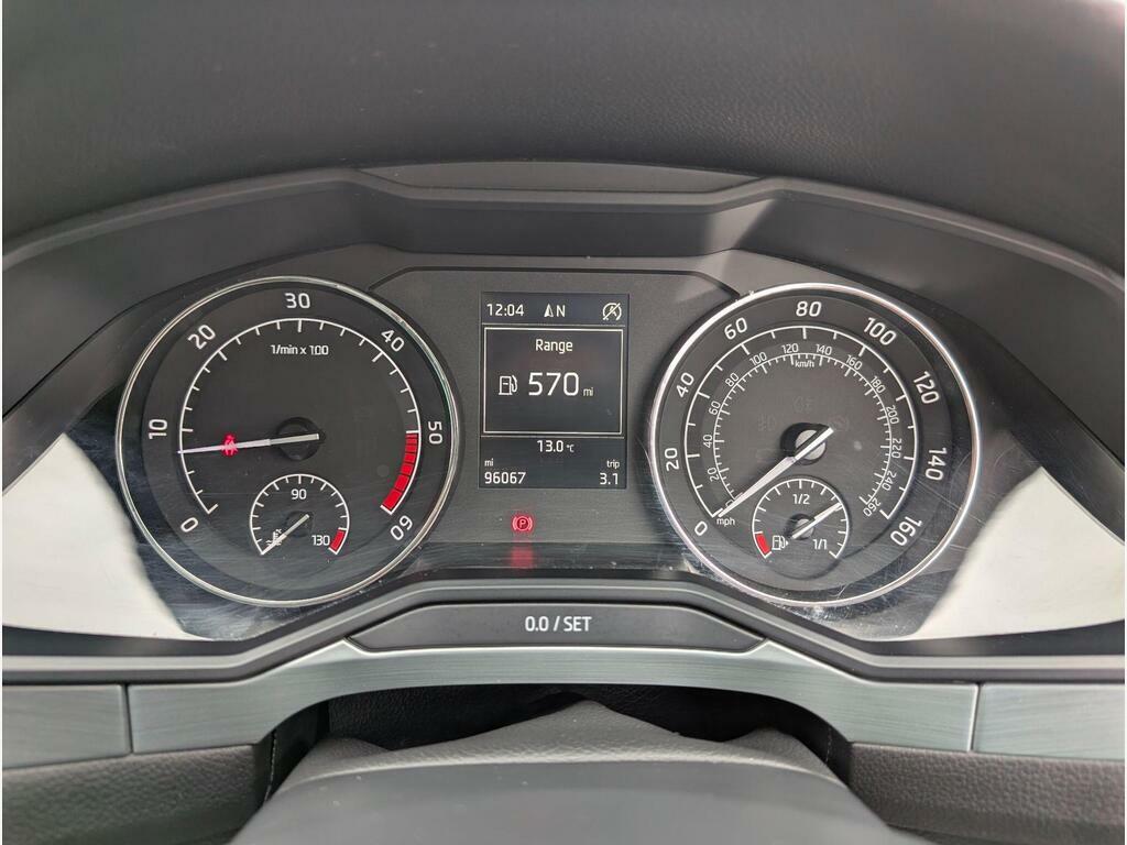 Skoda Superb Black #13