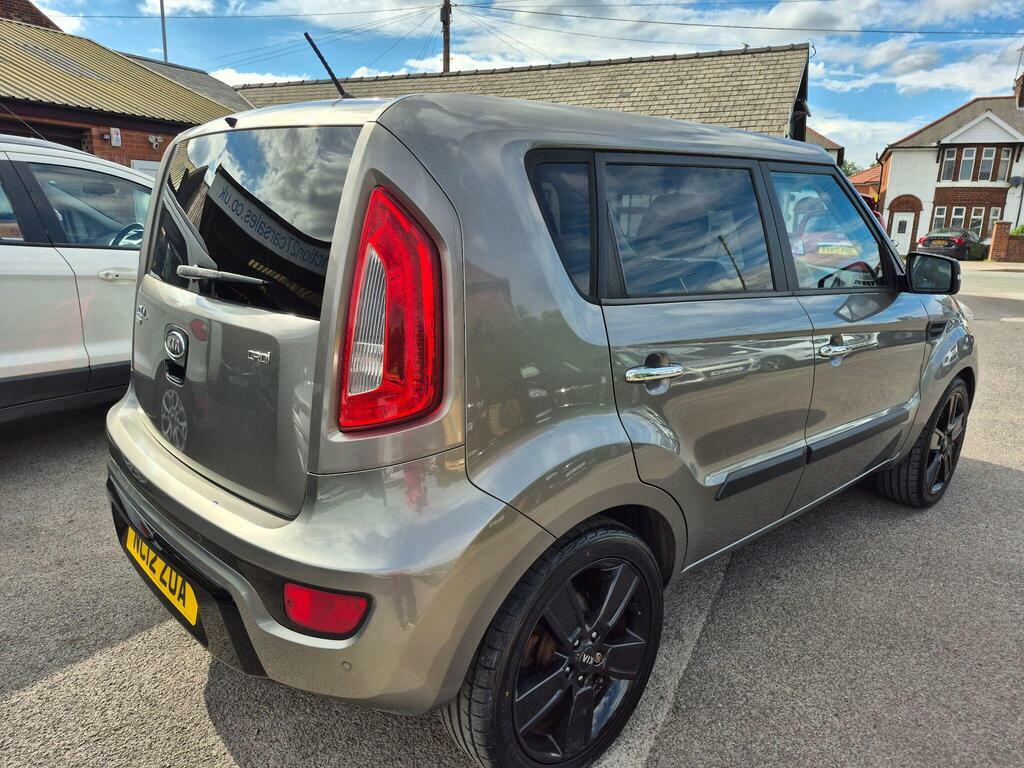 Kia Soul 1.6 Crdi 2 Euro 5 Black #5