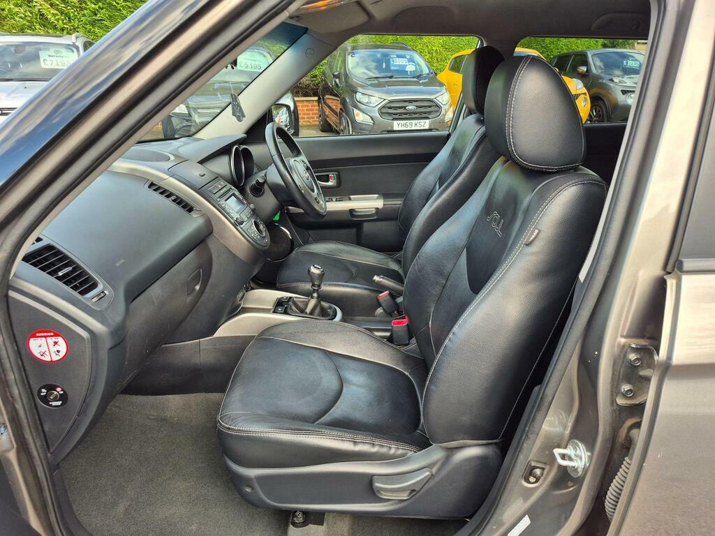 Kia Soul 1.6 Crdi 2 Euro 5 Black #18