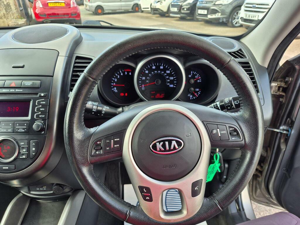 Kia Soul 1.6 Crdi 2 Euro 5 Black #10