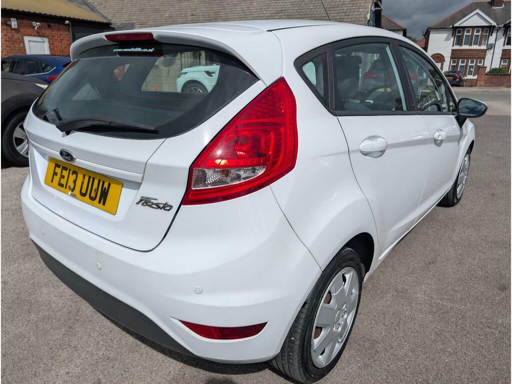 Ford Fiesta Hatchback Black #8