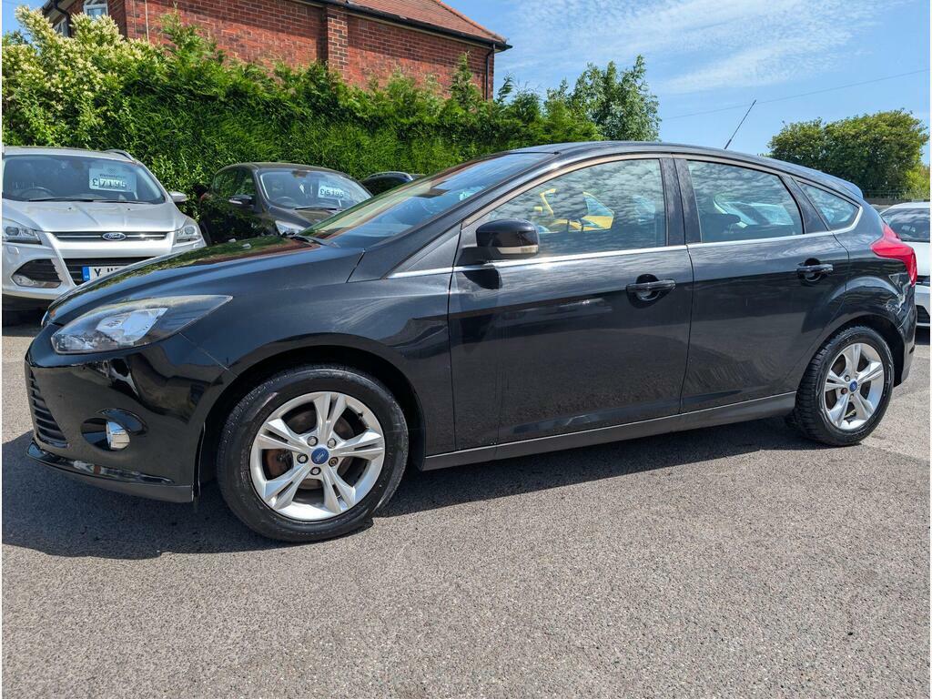 Ford Focus 1.6 Zetec Euro 5 Red #2