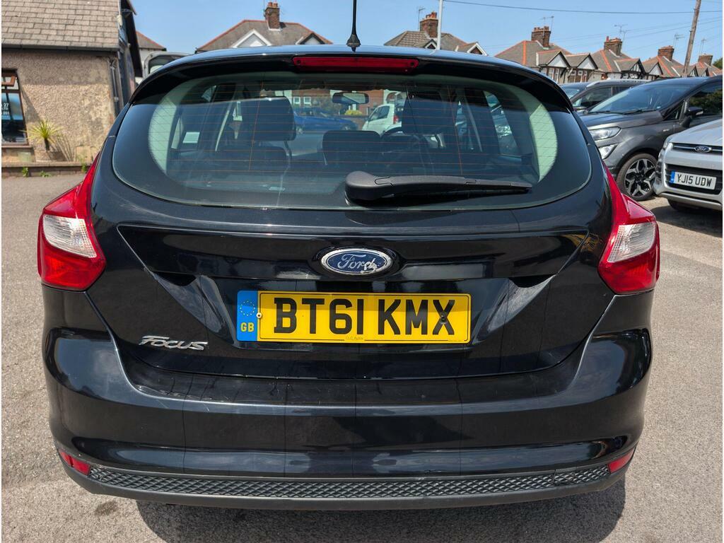 Ford Focus 1.6 Zetec Euro 5 Red #6