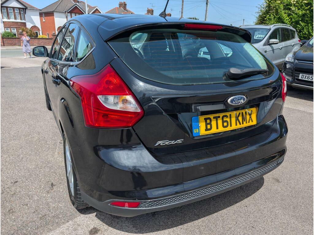 Ford Focus 1.6 Zetec Euro 5 Red #5