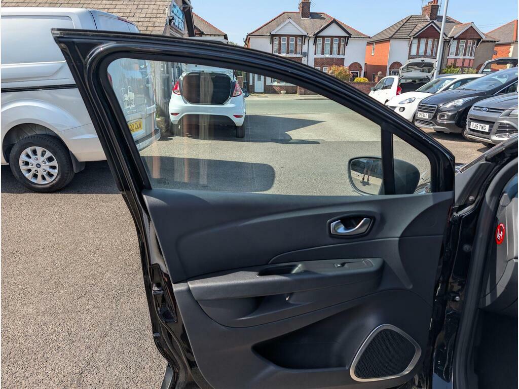 Renault Captur Captur Signature X Nav Tce Black #42