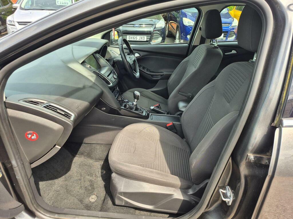 Ford Focus 1.5 Tdci Zetec Hatchback Euro 6 Black #19