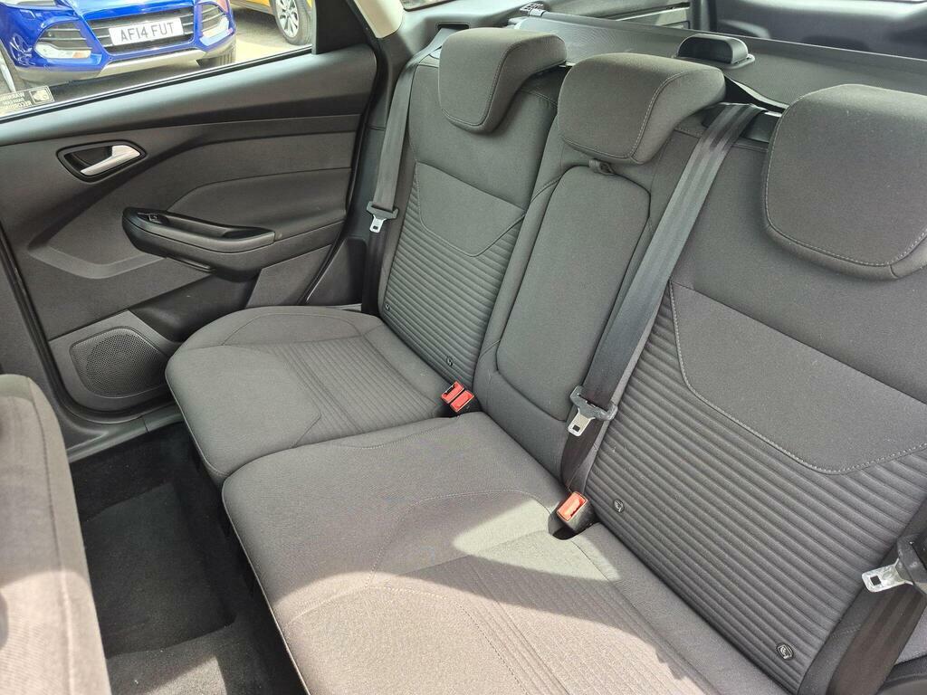 Ford Focus 1.5 Tdci Zetec Hatchback Euro 6 Black #22