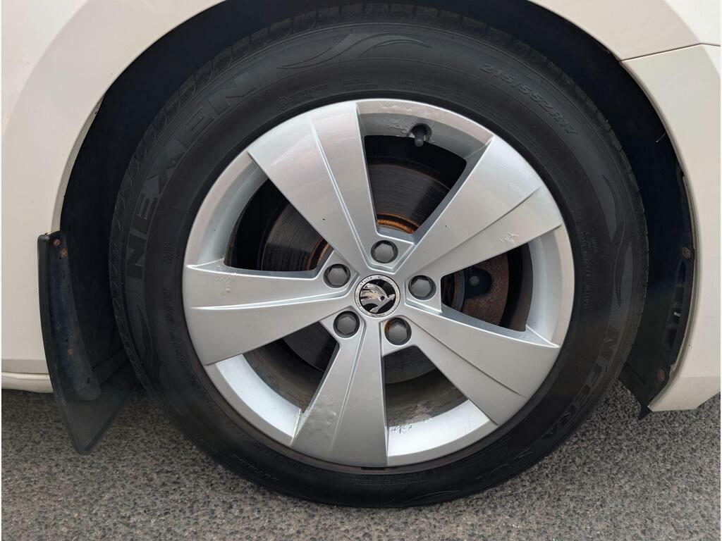 Skoda Superb 2.0 Tdi Se L Executive Euro 6 Ss Grey #42