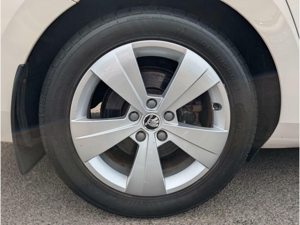 Skoda Superb 2.0 Tdi Se L Executive Euro 6 Ss Grey #43