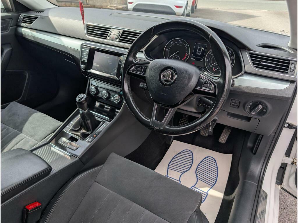 Skoda Superb 2.0 Tdi Se L Executive Euro 6 Ss Grey #18